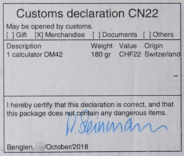 SwissMicros DM42 の税関告知書 CN22